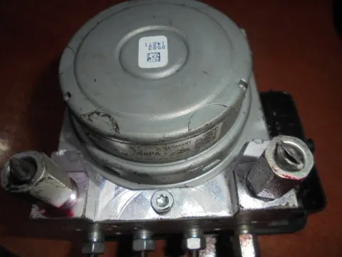 Μονάδα ABS 5611068PA για SUZUKI BALENO (2015 - 2017) () Μονάδα ABS 5611068PA για SUZUKI BALENO (2015 - 2017) ()