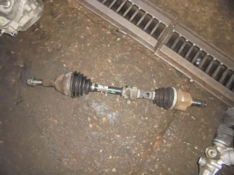 Ημιαξόνιο Εμπρός Αριστερό για NISSAN PULSAR (2015 -) 1500 Diesel (K9K F 646) turbo 110hp Ημιαξόνιο Εμπρός Αριστερό για NISSAN PULSAR (2015 -) 1500 Diesel (K9K F 646) turbo 110hp