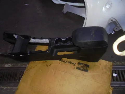 Υποβραχιόνιο(Τεμπέλης) για HYUNDAI i30 (2012 - 2015) ( )  *Γ* Υποβραχιόνιο(Τεμπέλης) για HYUNDAI i30 (2012 - 2015) ( )  *Γ*