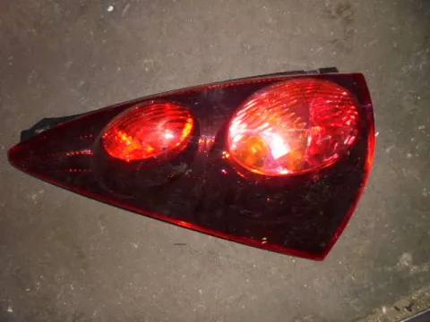Φανάρι Πίσω Αριστερό για PEUGEOT 107 (2010 - 2013) Φανάρι Πίσω Αριστερό για PEUGEOT 107 (2010 - 2013)