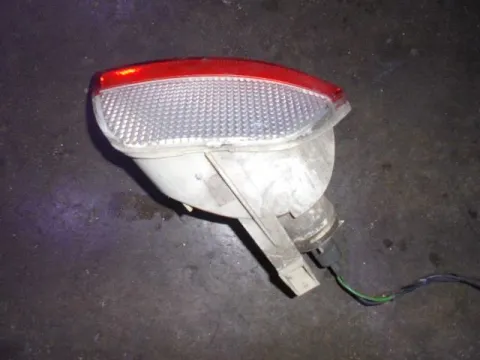 Προβολείς Ομίχλης Πίσω Αριστερό για FORD FOCUS (1998 - 2001) Mk1a , (2002 - 2004) Mk1b Προβολείς Ομίχλης Πίσω Αριστερό για FORD FOCUS (1998 - 2001) Mk1a , (2002 - 2004) Mk1b