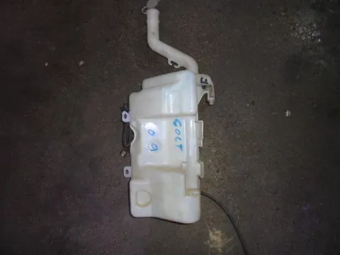 Δοχείο Υαλοκαθαριστήρων Με Μοτέρ για MITSUBISHI COLT (2005 - 2008 ) (CZ) Δοχείο Υαλοκαθαριστήρων Με Μοτέρ για MITSUBISHI COLT (2005 - 2008 ) (CZ)