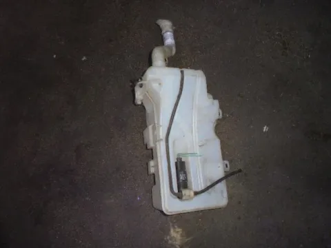 Δοχείο Υαλοκαθαριστήρων Με Μοτέρ για MITSUBISHI COLT (2005 - 2008 ) (CZ) Δοχείο Υαλοκαθαριστήρων Με Μοτέρ για MITSUBISHI COLT (2005 - 2008 ) (CZ)