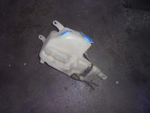 Δοχείο Υαλοκαθαριστήρων Με Μοτέρ για SEAT IBIZA (1999 - 2002) (6K) Δοχείο Υαλοκαθαριστήρων Με Μοτέρ για SEAT IBIZA (1999 - 2002) (6K)