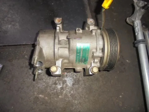 Συμπιεστής A-C (Κομπρέσορας) για CITROEN C3 (2002 - 2006) (FC) Συμπιεστής A-C (Κομπρέσορας) για CITROEN C3 (2002 - 2006) (FC)