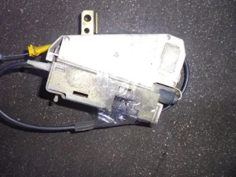 Ηλεκτρομαγνητική Κλειδαριά Πίσω Δεξιά 4Pin για FORD ESCORT (1995 - 1998) MK7 Ηλεκτρομαγνητική Κλειδαριά Πίσω Δεξιά 4Pin για FORD ESCORT (1995 - 1998) MK7