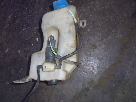 Δοχείο Υαλοκαθαριστήρων Με Μοτέρ για SEAT LEON (1999 - 2005) (1MZ) Δοχείο Υαλοκαθαριστήρων Με Μοτέρ για SEAT LEON (1999 - 2005) (1MZ)