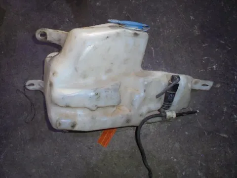 Δοχείο Υαλοκαθαριστήρων Με Μοτέρ για SEAT IBIZA (1999 - 2002) (6K) Δοχείο Υαλοκαθαριστήρων Με Μοτέρ για SEAT IBIZA (1999 - 2002) (6K)