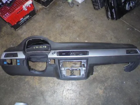 Ταμπλό με Αερόσακο Συνοδηγού για BMW 3 Series (2005 - 2008) (E90-1-2-3) (E90) Sedan - 4dr *Γ* Ταμπλό με Αερόσακο Συνοδηγού για BMW 3 Series (2005 - 2008) (E90-1-2-3) (E90) Sedan - 4dr *Γ*