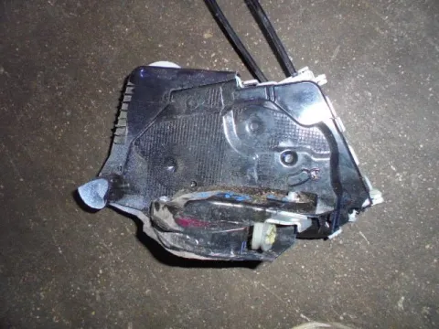 Ηλεκτρομαγνητική Κλειδαριά Εμπρός Δεξιά 6pin για TOYOTA YARIS (2012 - 2014) ( ) Ηλεκτρομαγνητική Κλειδαριά Εμπρός Δεξιά 6pin για TOYOTA YARIS (2012 - 2014) ( )