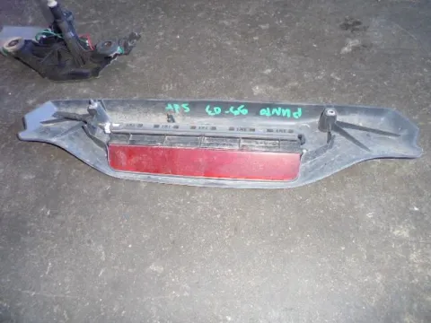 Φανάρι Πίσω Μεσαίο Στοπ για FIAT PUNTO (1999 - 2003) (188) Ηatchback - 5dr Φανάρι Πίσω Μεσαίο Στοπ για FIAT PUNTO (1999 - 2003) (188) Ηatchback - 5dr