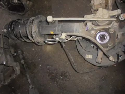 Άκρο Πλήρες Εμπρός Αριστερό Με ABS για TOYOTA COROLLA (2016 - ) 1300 1NR-FE petrol 101 Άκρο Πλήρες Εμπρός Αριστερό Με ABS για TOYOTA COROLLA (2016 - ) 1300 1NR-FE petrol 101