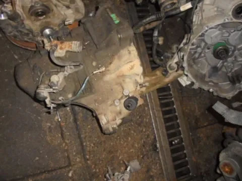 Κιβώτιο Ταχυτήτων (Σασμάν) Χειροκίνητο για SUZUKI SWIFT (1992 - 1996) (SF) 1600 G16B petrol 92 Κιβώτιο Ταχυτήτων (Σασμάν) Χειροκίνητο για SUZUKI SWIFT (1992 - 1996) (SF) 1600 G16B petrol 92