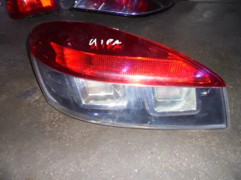 Φανάρι Πίσω Αριστερό ΡΑΓΙΣΜΕΝΟ για RENAULT MEGANE (2008 - 2012) (KZ_) (BZ_) (EZ) Coupe - Cabrio - 2dr Φανάρι Πίσω Αριστερό ΡΑΓΙΣΜΕΝΟ για RENAULT MEGANE (2008 - 2012) (KZ_) (BZ_) (EZ) Coupe - Cabrio - 2dr