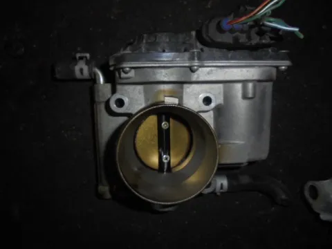 Σώμα Πεταλούδας για MAZDA 3 (2006 - 2008) (BK) 1400 ZJ petrol 84 Σώμα Πεταλούδας για MAZDA 3 (2006 - 2008) (BK) 1400 ZJ petrol 84