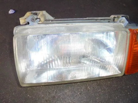 Φανάρι Εμπρός Αριστερό για AUDI 80 (1986 - 1991) (89) (89Q) (8A) (B3) Φανάρι Εμπρός Αριστερό για AUDI 80 (1986 - 1991) (89) (89Q) (8A) (B3)