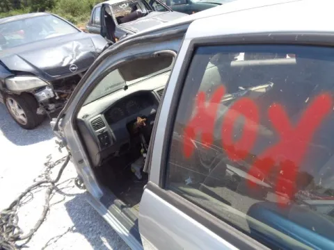 Τροπέτο Αμάξι Κουφάρι με Πίσω Άξονα και 2 Ζαντολάστιχα για NISSAN ALMERA (1995 - 1998) (N15) Sedan - 4dr , (1998 - 2000) (N15) *ΔΒ* -  Τροπέτο Αμάξι Κουφάρι με Πίσω Άξονα και 2 Ζαντολάστιχα για NISSAN ALMERA (1995 - 1998) (N15) Sedan - 4dr , (1998 - 2000) (N15) *ΔΒ* -