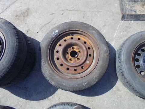 Ζαντολάστιχο ΚΑΡΕ 5x114 PIRELLI 205/60/R16 (2615) * για ΔΙΕΘΝΗ *Δ* Ζαντολάστιχο ΚΑΡΕ 5x114 PIRELLI 205/60/R16 (2615) * για ΔΙΕΘΝΗ *Δ*
