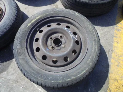Ζαντολάστιχο ΚΑΡΕ 4x100 MICHELIN 185/60/R15 (2113) * για ΔΙΕΘΝΗ *Δ* Ζαντολάστιχο ΚΑΡΕ 4x100 MICHELIN 185/60/R15 (2113) * για ΔΙΕΘΝΗ *Δ*