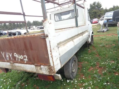 Τροπέτο Αμάξι κομπλέ με Κινητήρα και Σασμάν Καρότσα για MERCEDES TN ( 1977 - 1995 ) 310 *ΔΒ* -  Τροπέτο Αμάξι κομπλέ με Κινητήρα και Σασμάν Καρότσα για MERCEDES TN ( 1977 - 1995 ) 310 *ΔΒ* -