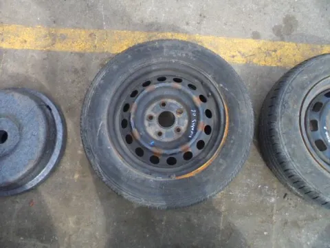Ζαντολάστιχο BRIGESTONE 205/60/R15 (0110) * για TOYOTA AVENSIS (2006 - 2008) (T250) *Δ* Ζαντολάστιχο BRIGESTONE 205/60/R15 (0110) * για TOYOTA AVENSIS (2006 - 2008) (T250) *Δ*