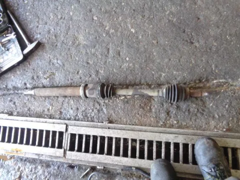 Ημιαξόνιο Εμπρός Δεξί για FORD FIESTA (2002 - 2005) Mk5a Ημιαξόνιο Εμπρός Δεξί για FORD FIESTA (2002 - 2005) Mk5a