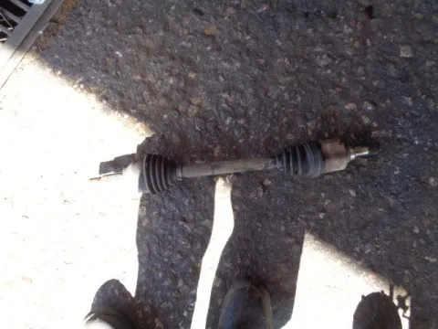 Ημιαξόνιο Εμπρός Αριστερό για FORD FIESTA (2002 - 2005) Mk5a