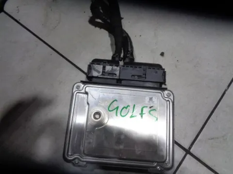 Εγκέφαλος Κινητήρα (03G906021) για VW GOLF (2004 - 2008) Mk5 (1K1) ΤΕΛΑΡΟ 7*253674 Εγκέφαλος Κινητήρα (03G906021) για VW GOLF (2004 - 2008) Mk5 (1K1) ΤΕΛΑΡΟ 7*253674