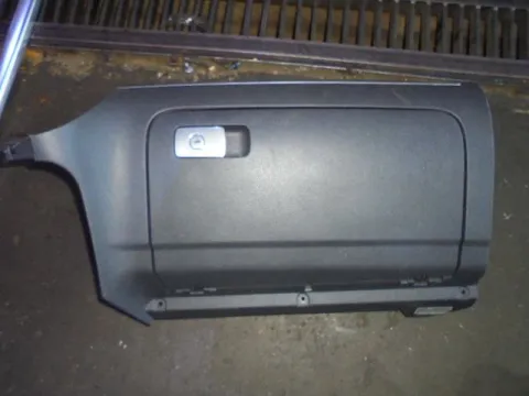 Ντουλαπάκι για VW GOLF (2004 - 2008) Mk5 (1K1) *Γ* Ντουλαπάκι για VW GOLF (2004 - 2008) Mk5 (1K1) *Γ*