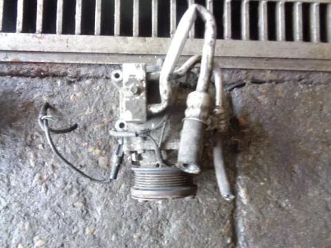 Συμπιεστής A-C (Κομπρέσορας) για FORD MONDEO (2000 - 2003) Mk3a Συμπιεστής A-C (Κομπρέσορας) για FORD MONDEO (2000 - 2003) Mk3a