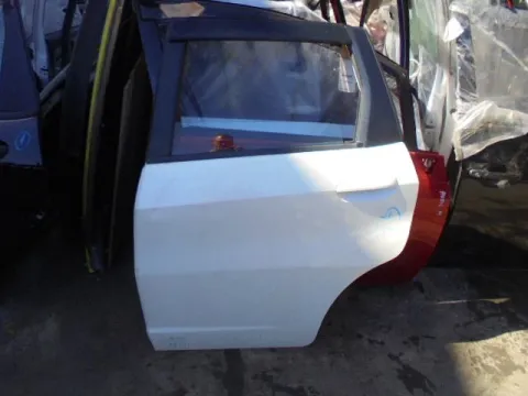 Πόρτα Πίσω Αριστερή για HONDA JAZZ (2008 - 2011) (GE) Πόρτα Πίσω Αριστερή για HONDA JAZZ (2008 - 2011) (GE)
