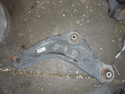 Ψαλίδι Εμπρός Αριστερό για NISSAN QASHQAI (2014 - )    ΠΑΛΕΤΑ *1*     *223237*