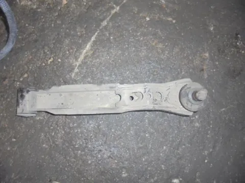 Ψαλίδι Εμπρός Δεξί για CHEVROLET - DAEWOO MATIZ (2001 - 2005) (M150) Ψαλίδι Εμπρός Δεξί για CHEVROLET - DAEWOO MATIZ (2001 - 2005) (M150)
