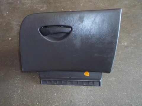 Ντουλαπάκι για FORD FOCUS (1998 - 2001) Mk1a , (2002 - 2004) Mk1b *Γ* Ντουλαπάκι για FORD FOCUS (1998 - 2001) Mk1a , (2002 - 2004) Mk1b *Γ*