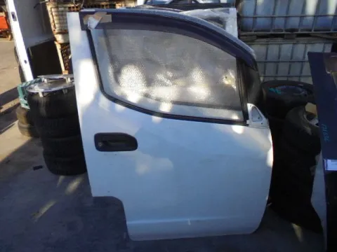 Πόρτα Εμπρός Δεξιά για NISSAN NV200-EVALIA (2010 - ) *Γ* Πόρτα Εμπρός Δεξιά για NISSAN NV200-EVALIA (2010 - ) *Γ*