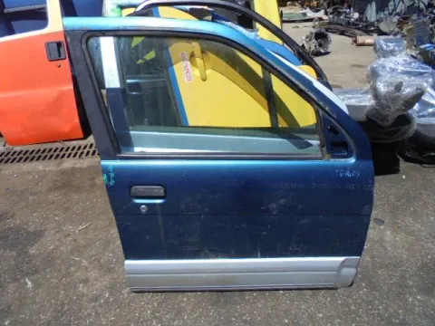 Πόρτα Εμπρός Δεξιά για DAIHATSU TERIOS (1997 - 2000) (J100) Πόρτα Εμπρός Δεξιά για DAIHATSU TERIOS (1997 - 2000) (J100)