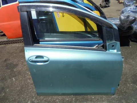 Πόρτα Εμπρός Δεξιά για TOYOTA YARIS (2006 - 2009) (KL9) , (2009 - 2012) (XP90) Πόρτα Εμπρός Δεξιά για TOYOTA YARIS (2006 - 2009) (KL9) , (2009 - 2012) (XP90)