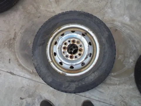 Ζαντολάστιχο 2ΑΔΑ BRIGESTONE 15/R12 * για ΔΙΕΘΝΗ *Δ* Ζαντολάστιχο 2ΑΔΑ BRIGESTONE 15/R12 * για ΔΙΕΘΝΗ *Δ*