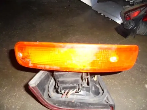 Φλας Εμπρός Αριστερό για TOYOTA COROLLA (1987 - 1992) (EE90) Φλας Εμπρός Αριστερό για TOYOTA COROLLA (1987 - 1992) (EE90)