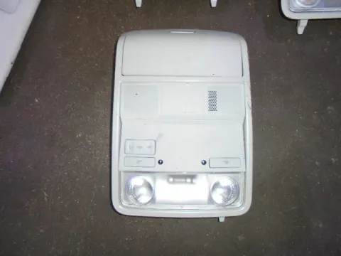 Μπλαφονίερα Οροφής για VW GOLF (2009 - 2013) Mk6 (5K1) Μπλαφονίερα Οροφής για VW GOLF (2009 - 2013) Mk6 (5K1)