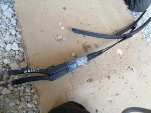 Μπράτσα Υαλοκαθαριστήρων για SKODA CITIGO (2012 - ) ( ) *Δ* Μπράτσα Υαλοκαθαριστήρων για SKODA CITIGO (2012 - ) ( ) *Δ*