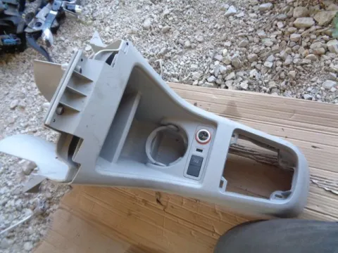 Κονσόλα Μοχλού για SEAT Mii (2013 - ) 1000 Petrol 60hp (CHY) *Δ* Κονσόλα Μοχλού για SEAT Mii (2013 - ) 1000 Petrol 60hp (CHY) *Δ*