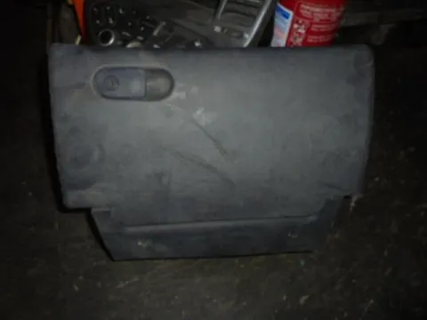 Ντουλαπάκι για OPEL VECTRA (1996 - 1998) B , (1999 - 2002) B *Γ* Ντουλαπάκι για OPEL VECTRA (1996 - 1998) B , (1999 - 2002) B *Γ*