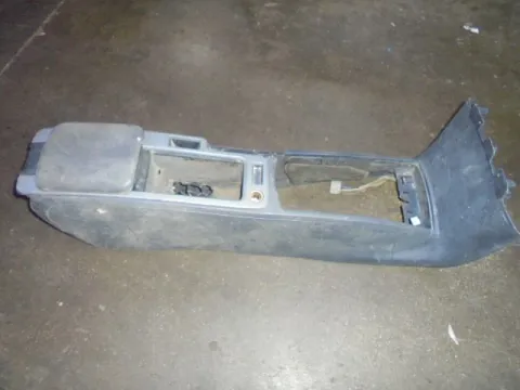 Υποβραχιόνιο(Τεμπέλης) για VOLVO S40 (2004 - 2007) (MS) *Γ* Υποβραχιόνιο(Τεμπέλης) για VOLVO S40 (2004 - 2007) (MS) *Γ*