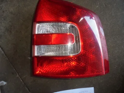Φανάρι Πίσω Δεξί για SKODA OCTAVIA (2004 - 2008) 5 (1Z3-5) S-Wagon - 5dr Φανάρι Πίσω Δεξί για SKODA OCTAVIA (2004 - 2008) 5 (1Z3-5) S-Wagon - 5dr