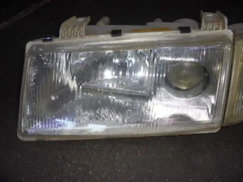 Φανάρι Εμπρός Αριστερό Με Προβολέα για LADA 111 (1998 - 2009)