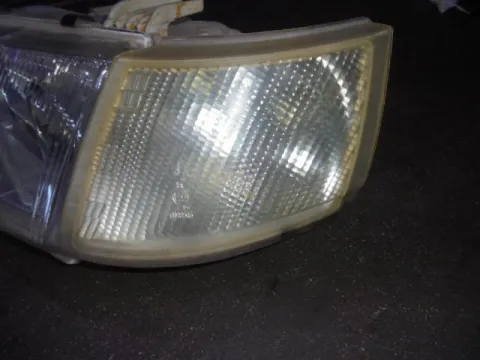 Φλας Εμπρός Αριστερό για LADA 111 (1998 - 2009) Φλας Εμπρός Αριστερό για LADA 111 (1998 - 2009)