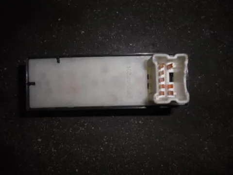 Διακόπτης Παραθύρων Κεντρικός Αριστερής 8Pin για SUZUKI ALTO (2009 - 2015) (GF) (FC31) -  Διακόπτης Παραθύρων Κεντρικός Αριστερής 8Pin για SUZUKI ALTO (2009 - 2015) (GF) (FC31) -