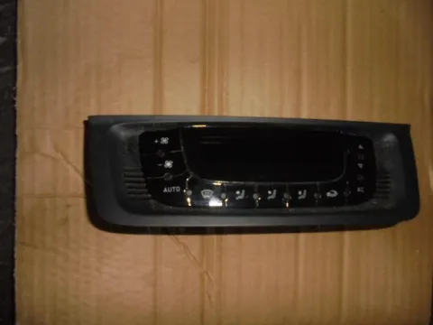 Χειριστήρια Καλοριφέρ Mε Κλίμα (6J0820043A) για SEAT IBIZA (2008 - 2013) (6J) , (2013 - 2016) (6J) Χειριστήρια Καλοριφέρ Mε Κλίμα (6J0820043A) για SEAT IBIZA (2008 - 2013) (6J) , (2013 - 2016) (6J)
