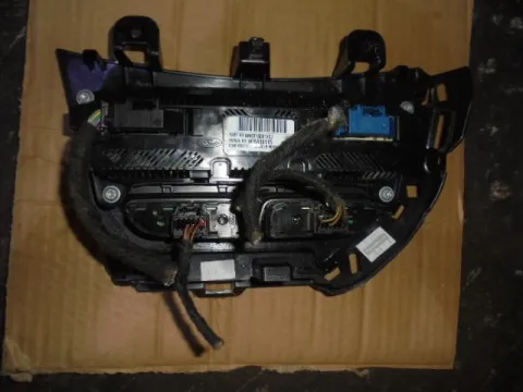 Χειριστήρια Καλοριφέρ Με Κλίμα (WI8A36115) για FORD FOCUS (2011 - 2014) () ΤΕΛΑΡΟ *1* -  Χειριστήρια Καλοριφέρ Με Κλίμα (WI8A36115) για FORD FOCUS (2011 - 2014) () ΤΕΛΑΡΟ *1* -